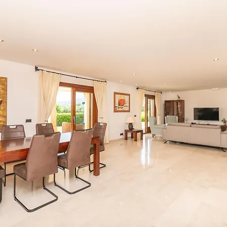 Villa Fiol By Sealand Port de Pollença